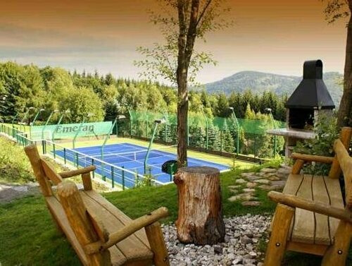 Гостиница Hotel Emeran в Литвинове