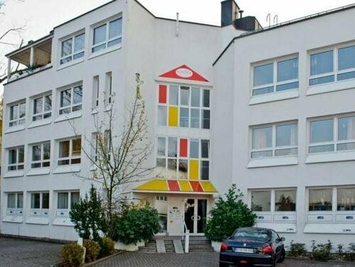 Гостиница Hostel Nanina в Ольхинге