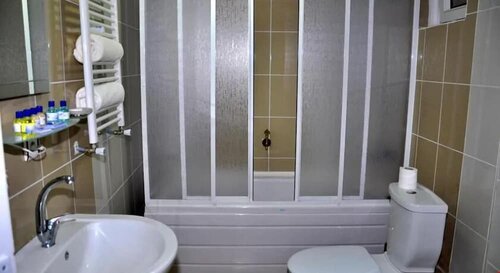 Гостиница Hotel Sahlan в Ушаке
