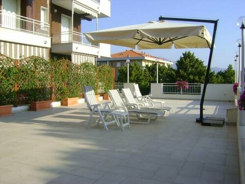 Гостиница Aurora Residence & Resort в Альбенге