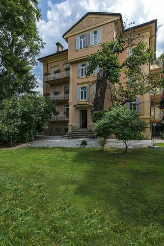 Гостиница Hotel Elephant в Брессаноне