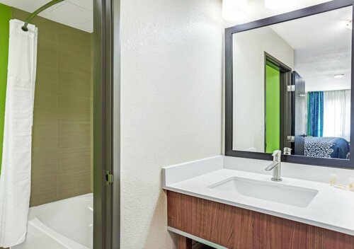 Гостиница Arya Inn & Suites Farmers Branch в Карроллтоне