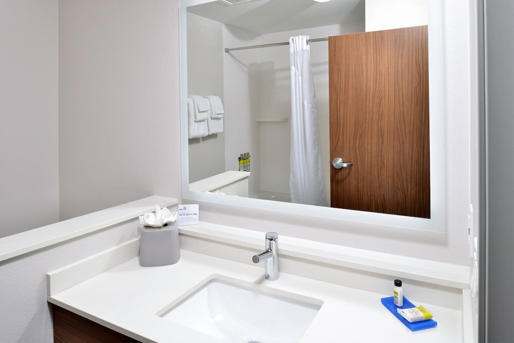 Фото Holiday Inn Express Orlando - South Park, an Ihg Hotel