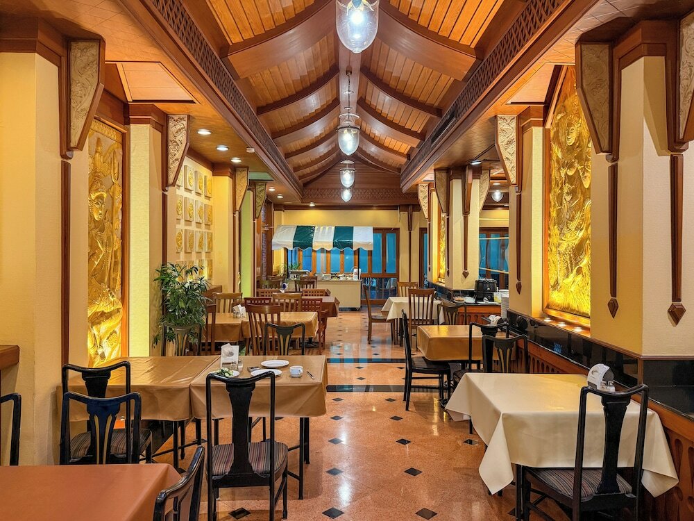 Фото Golden Beach Hotel Pattaya