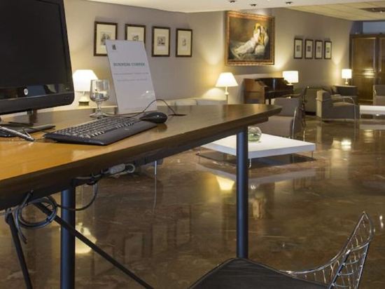 Фото Hotel Goya