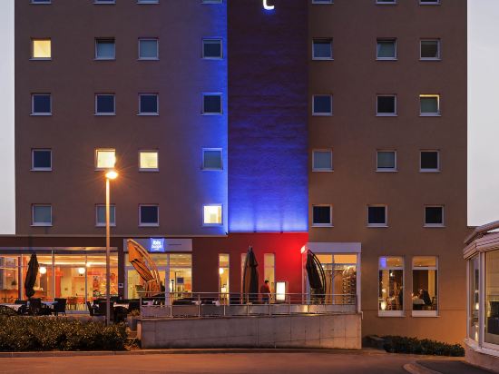 Фото Ibis budget Luxembourg Sud