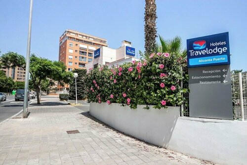 Гостиница Travelodge Alicante Puerto в Аликанте