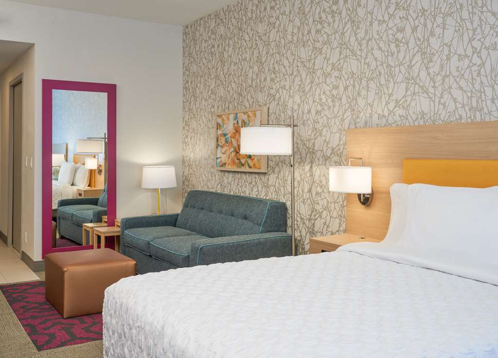Фото Home2 Suites by Hilton Ft. Lauderdale Downtown, Fl