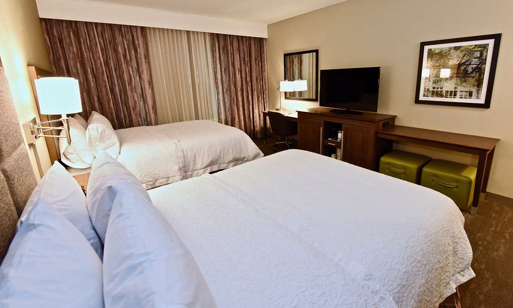 Фото Hampton Inn Kirksville, Mo