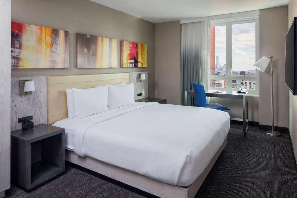 Фото DoubleTree by Hilton New York Times Square West