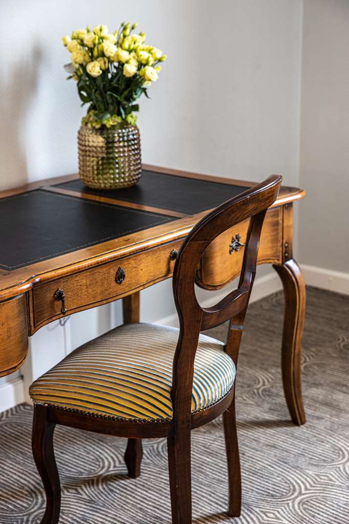 Фото Radisson Blu Schwarzer Bock Hotel