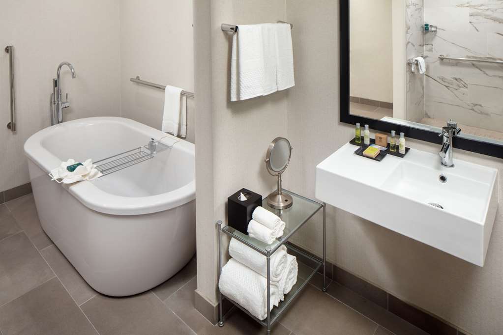 Фото The Bethesdan Hotel, Tapestry Collection by Hilton