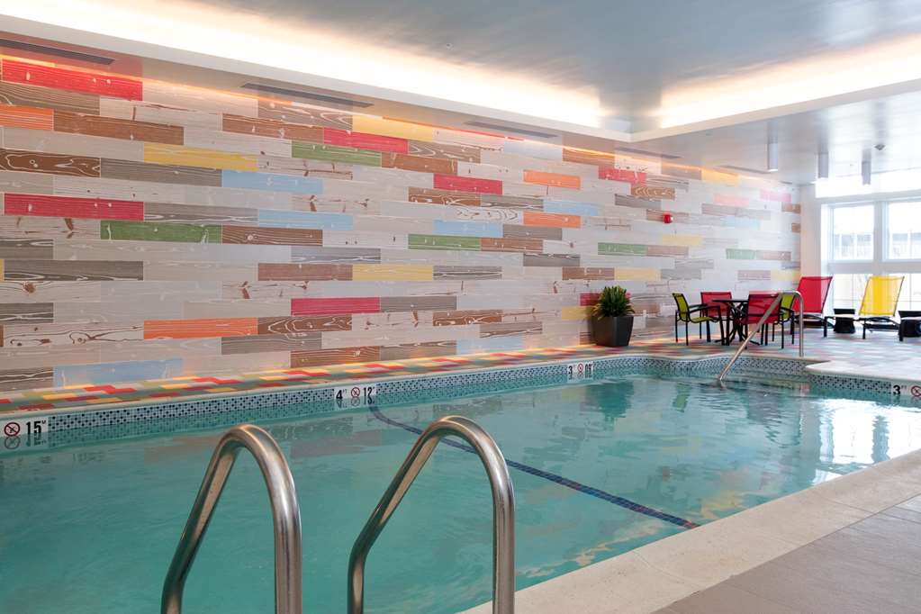 Фото Hilton Garden Inn Burlington Downtown