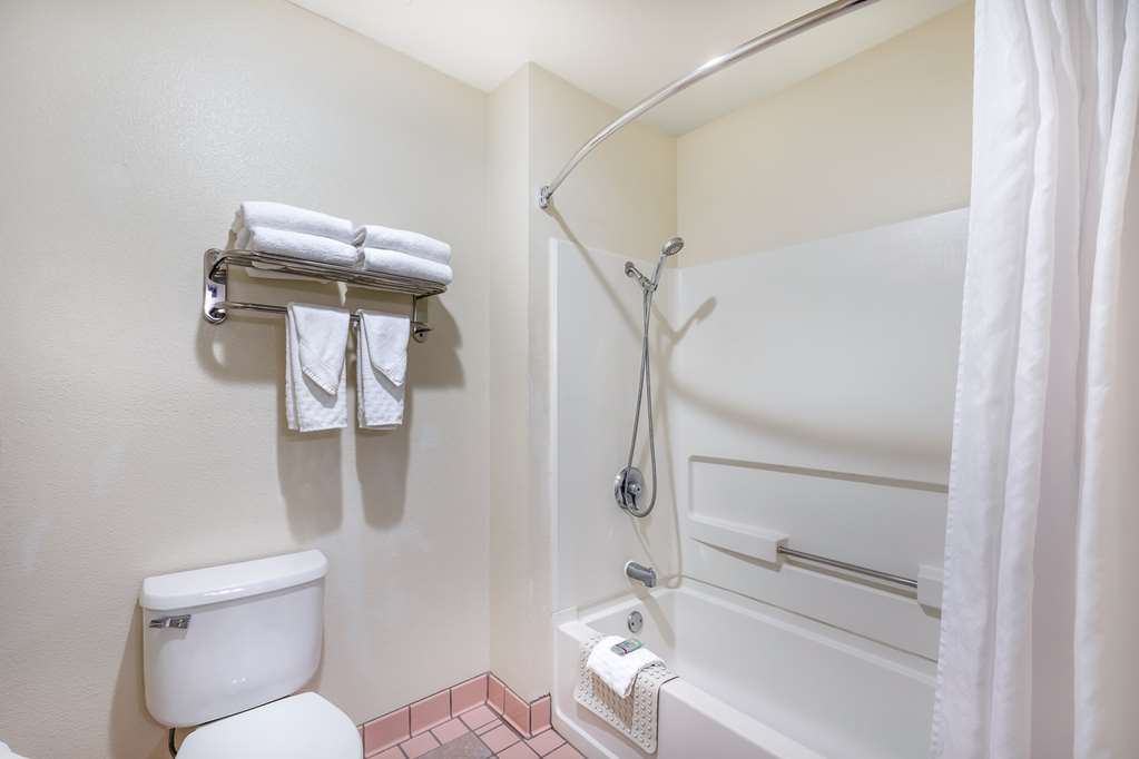 Фото Best Western Capital City Inn