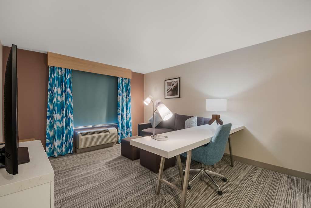 Фото Hilton Garden Inn Oklahoma City Midtown