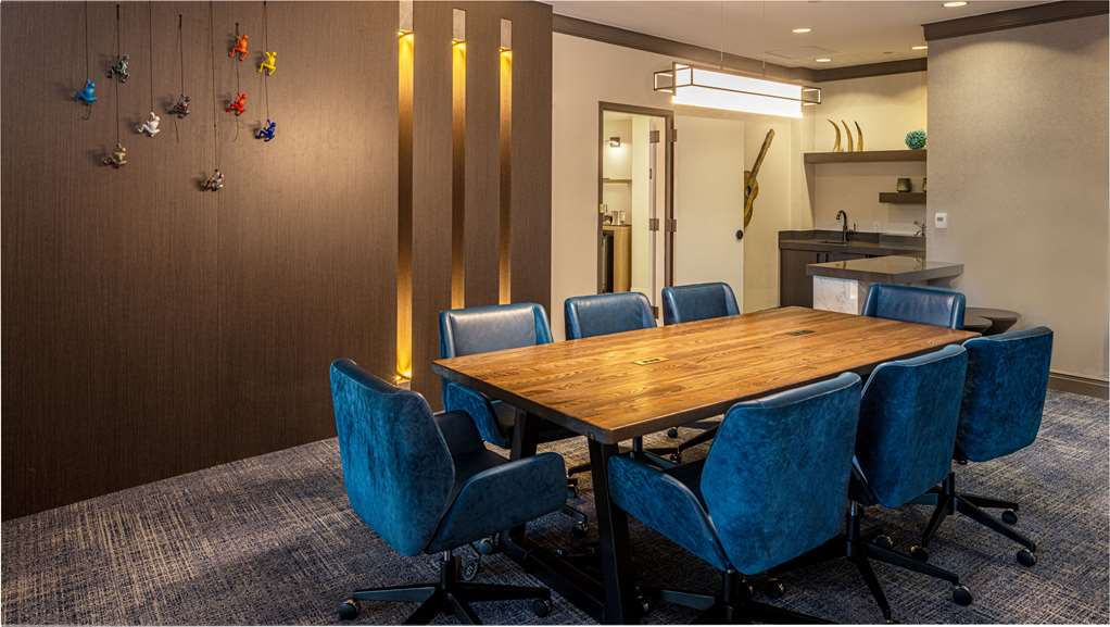 Фото Отель Hilton Austin Airport