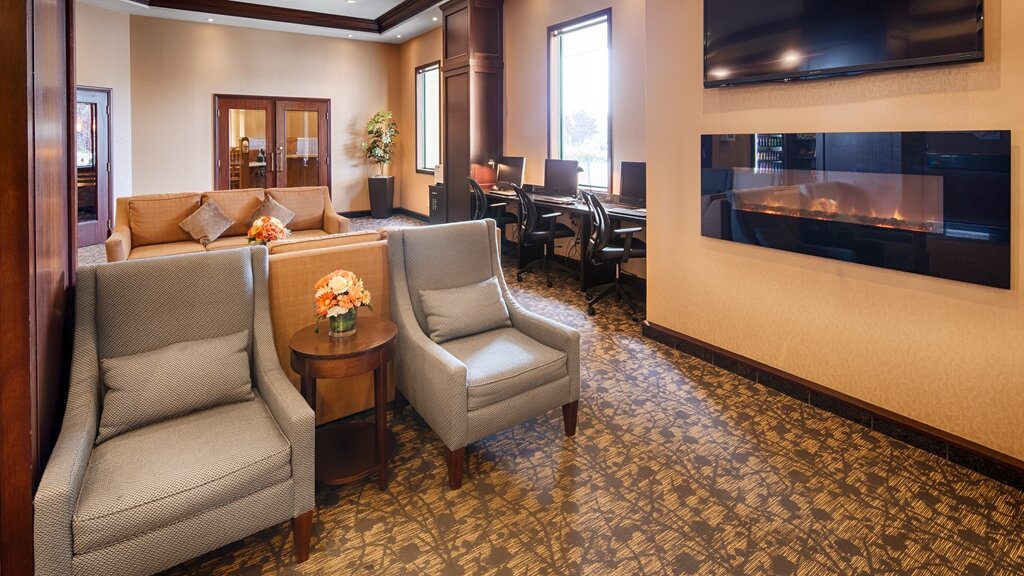 Фото Best Western Plus Winnipeg Airport Hotel