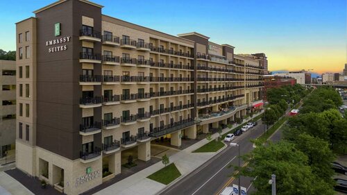 Гостиница Embassy Suites by Hilton Grand Rapids Downtown, Mi в Гранд-Рапидс