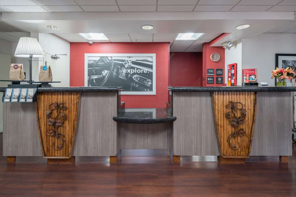 Фото Hampton Inn Livermore