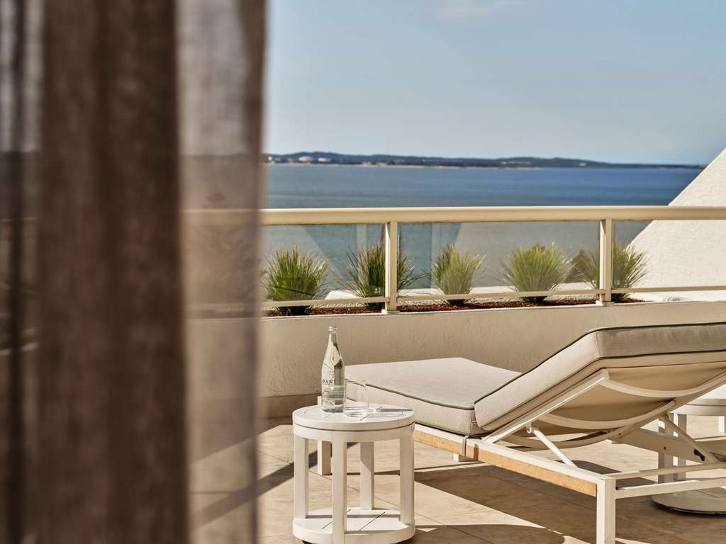 Фото Novotel Sydney Brighton Beach