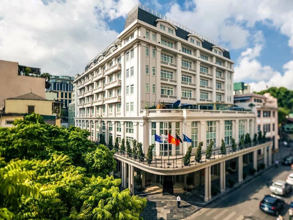 Фото отеля 2