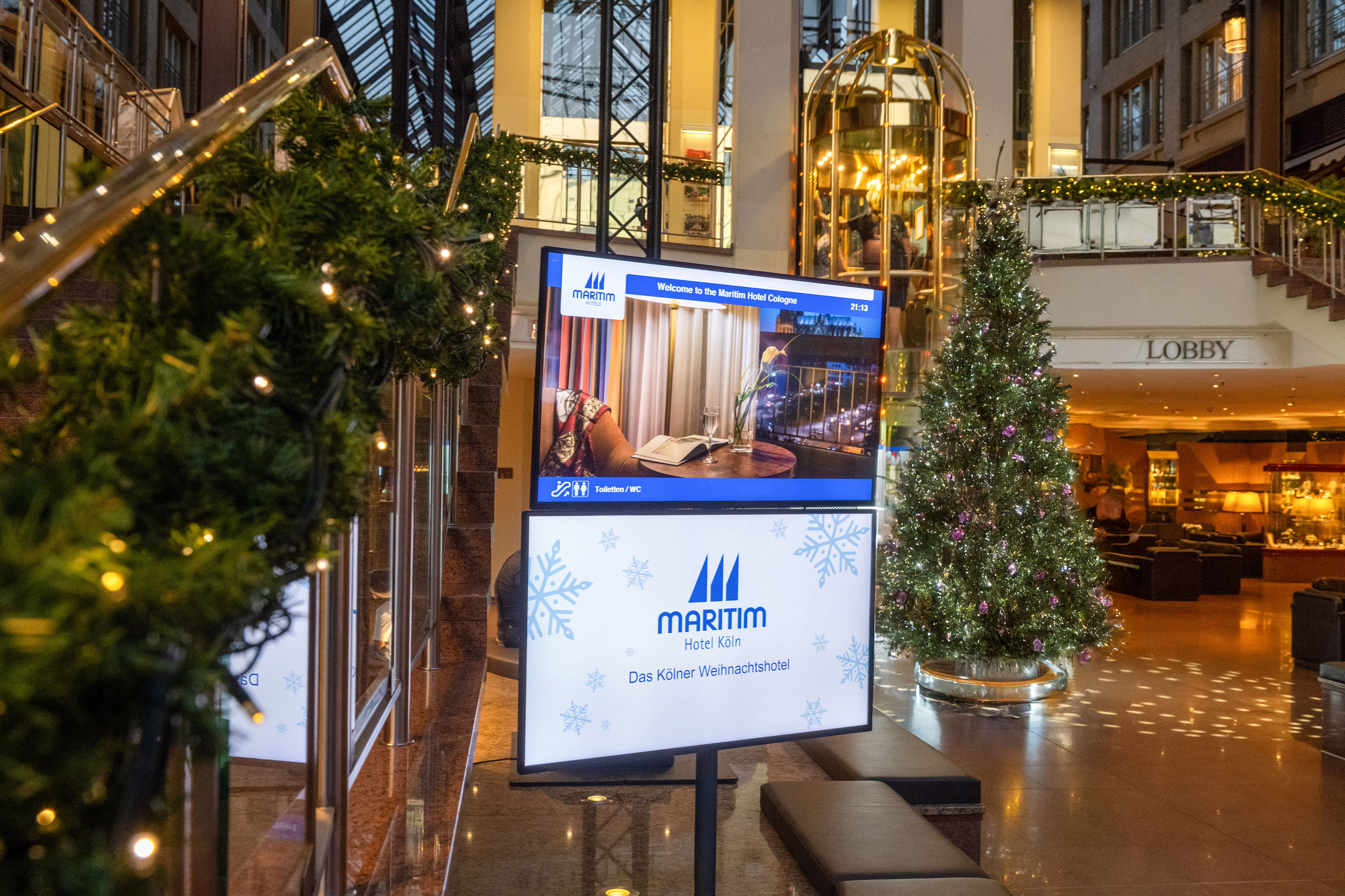 Фото Maritim Hotel Köln