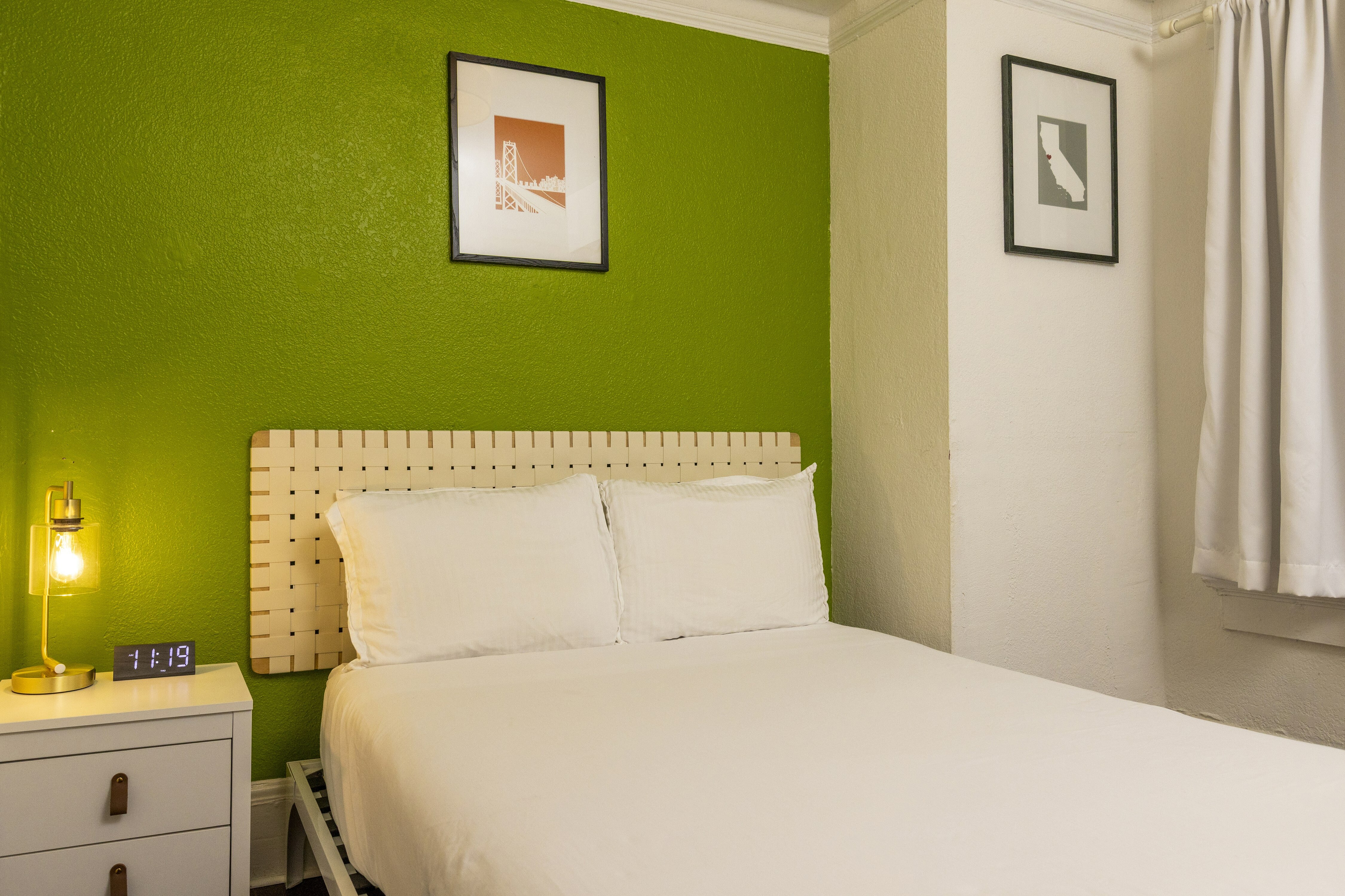 Фото Edwardian Hotel