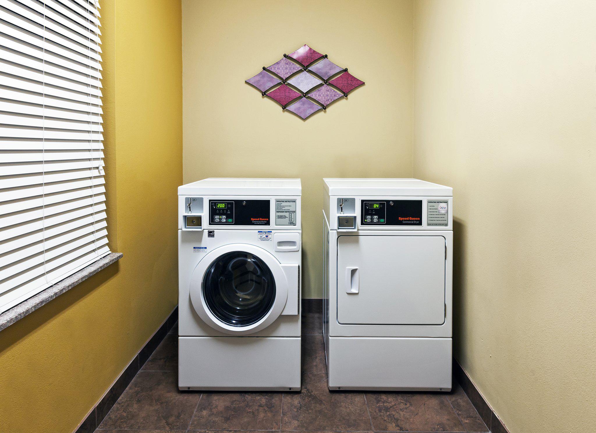 Фото Holiday Inn Express & Suites Corpus Christi Nw - Calallen, an Ihg Hotel