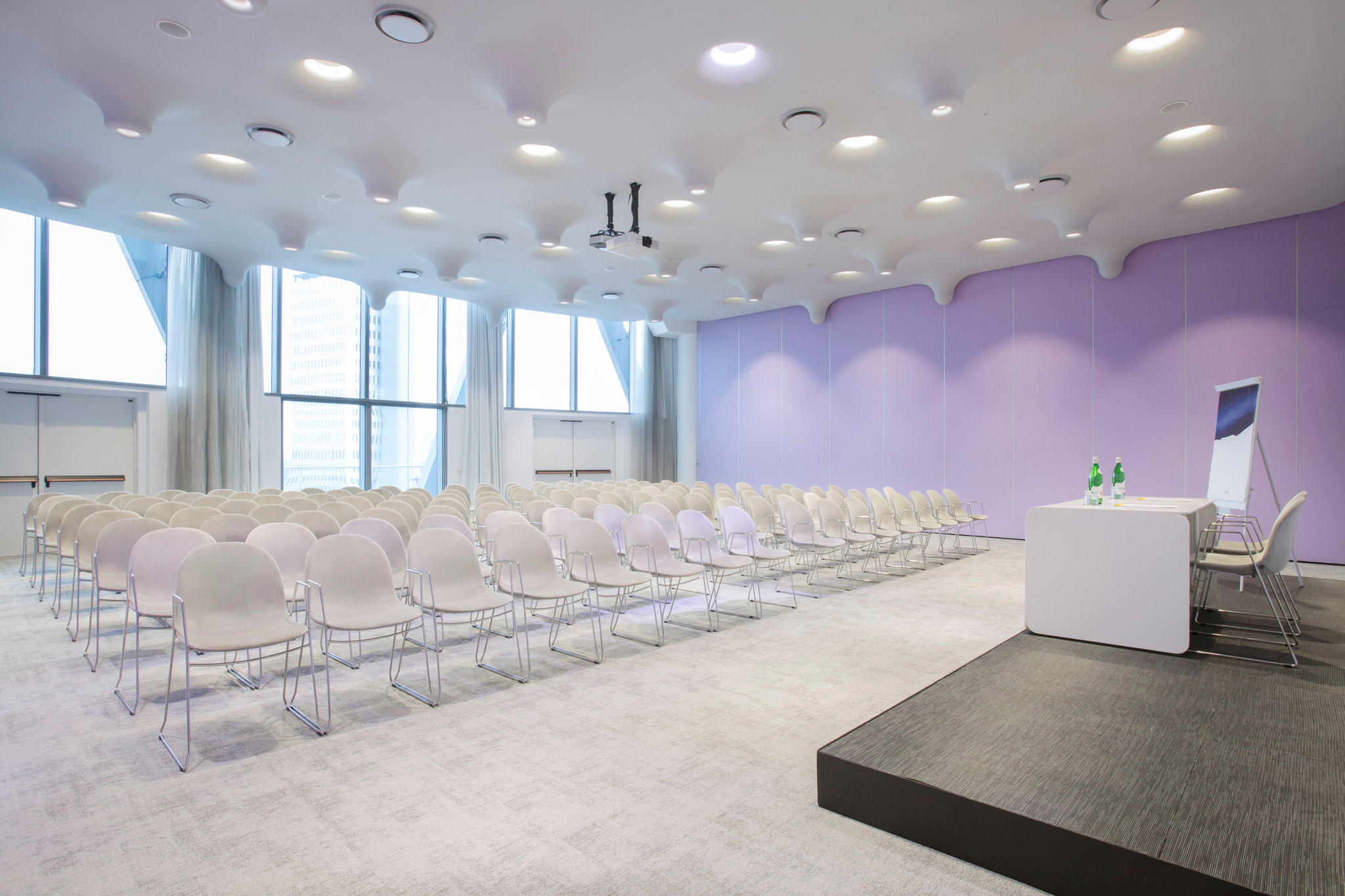Фото Voco Milan - Fiere, an Ihg Hotel