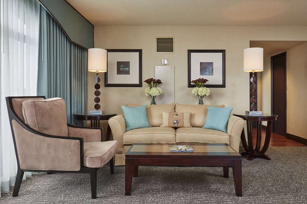 Фото DoubleTree by Hilton Hotel Orlando at SeaWorld