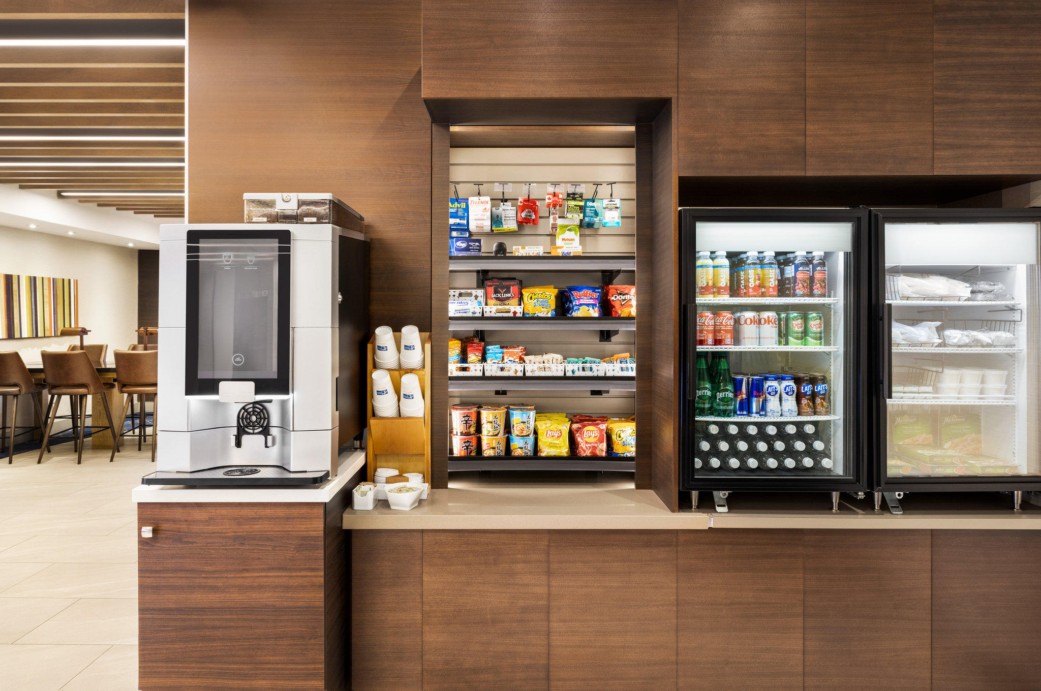 Фото Holiday Inn Express Vancouver-Metrotown