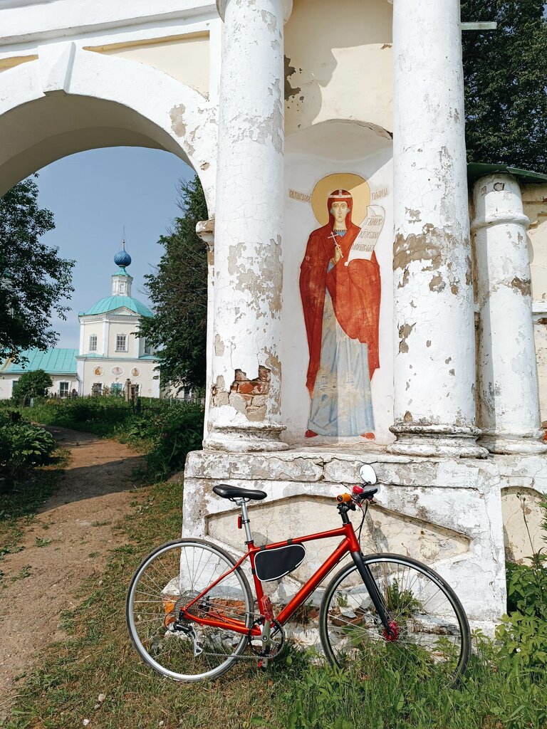 Orthodox church Tserkov Paraskevy Pyatnitsy Velikomuchenitsy V Bolshom Sele, Yaroslavl Oblast, photo