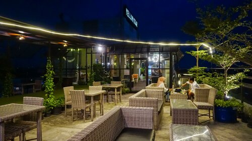 Гостиница Yellow Star Hotel Gejayan