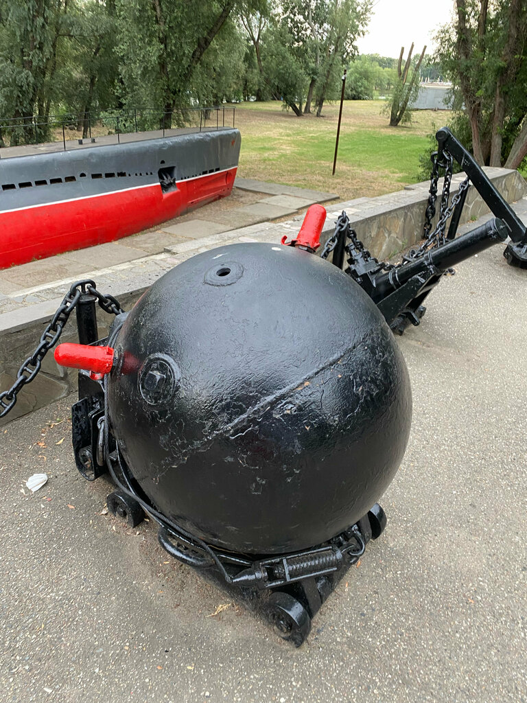 Monument to technology Мина, Krasnodar, photo