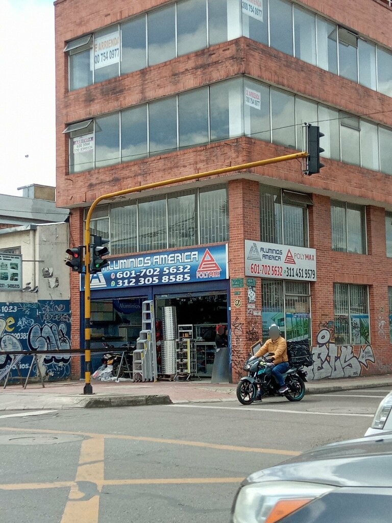 Aluminum, aluminum structures Aluminios América Polymax, Bogota, photo