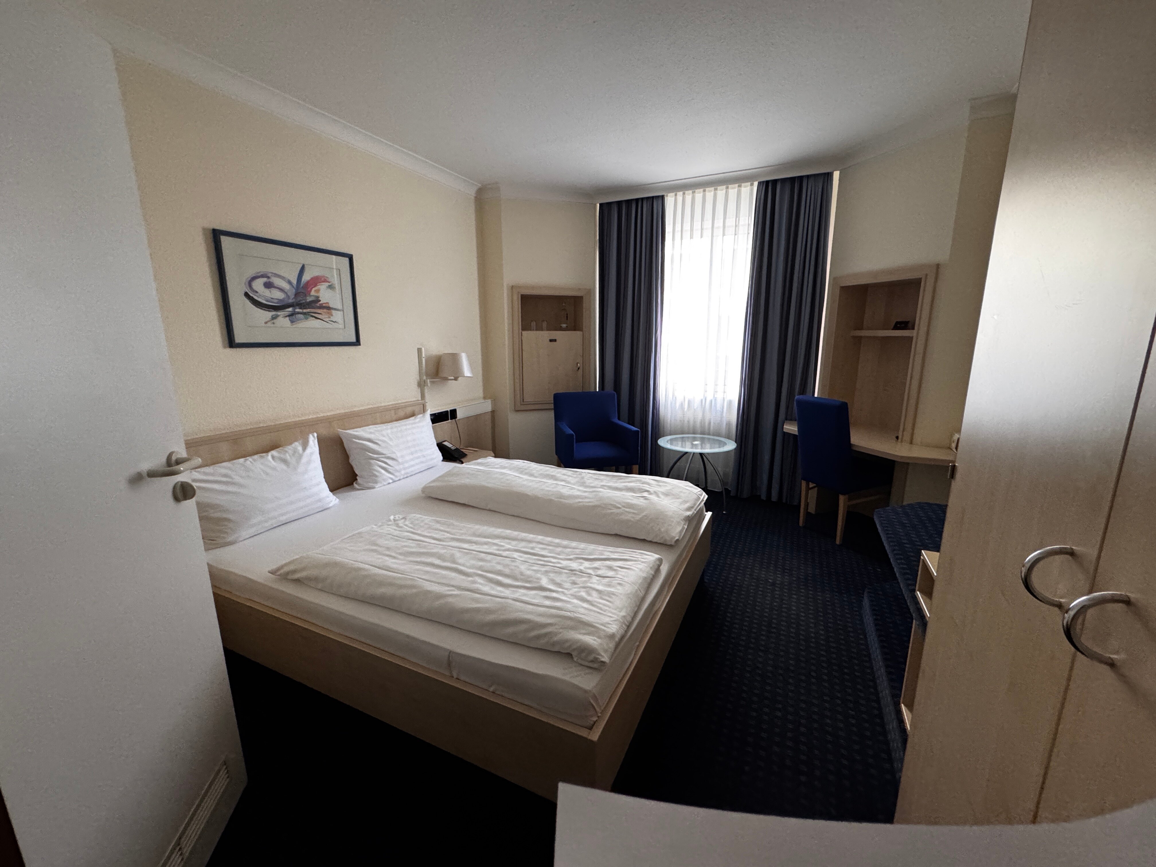 Фото IntercityHotel Freiburg