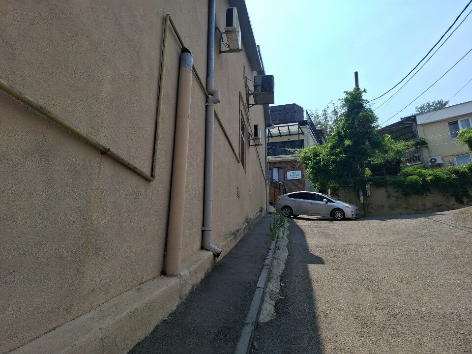 Фото Kraveli Hotel