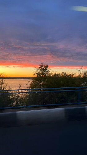 Volgodonsk kinoteatrida jinsiy aloqani aks ettiruvchi porno video.