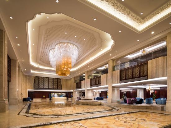 Фото Ramada Queenstown Central