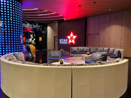 Фото Star Residence by Axquisite Suites