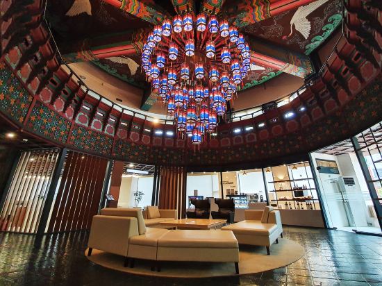 Фото Commodore Hotel Busan