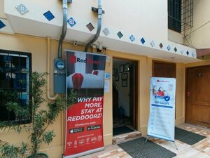 Гостиница RedDoorz near Pnr Espana Station