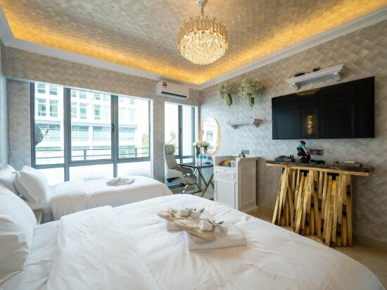 Apartments Regis by Ritz, Imago Mall Loft B, Sabah, photo