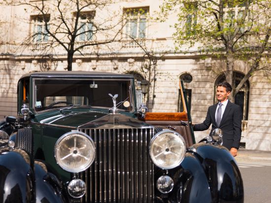 Фото The Peninsula Paris