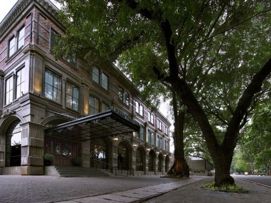 Фото The Gunawarman