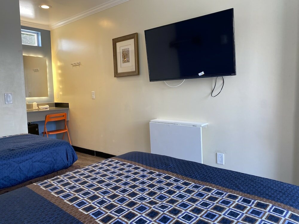 Фото Lincoln Park Motel