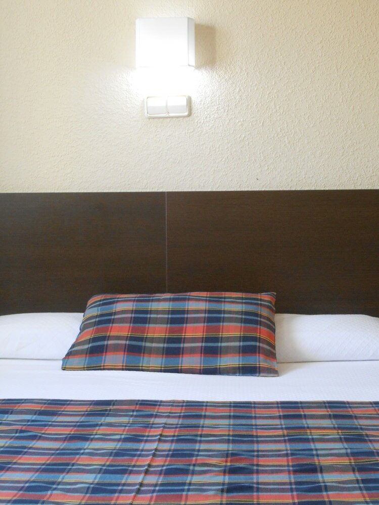 Фото Hostal El Callejon