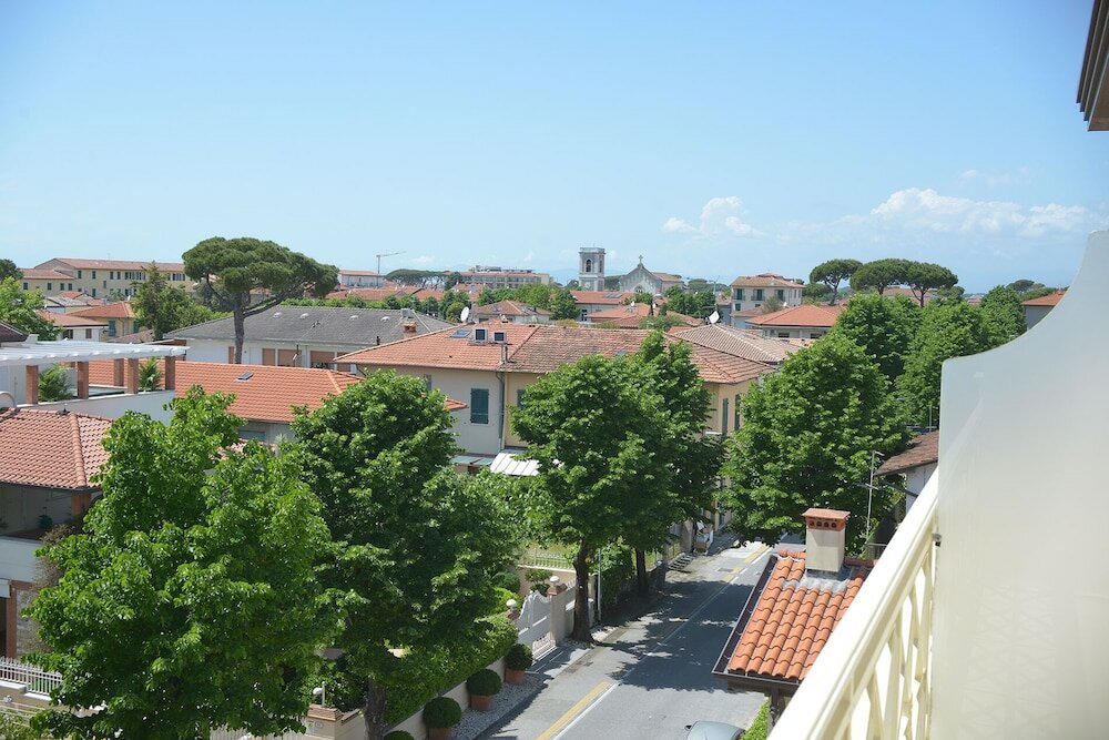 Фото Hotel Pigalle