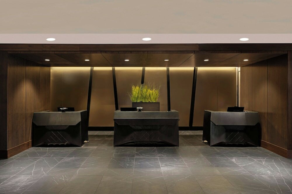 Фото Renaissance Denver Central Park Hotel