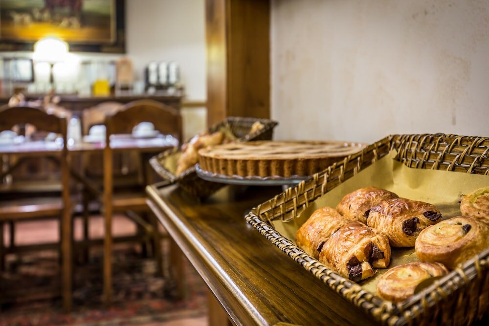 Фото Hotel Marios